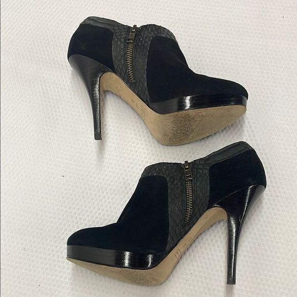 Coach Beatrice Black Ankle Booties - Picture 2 of 10